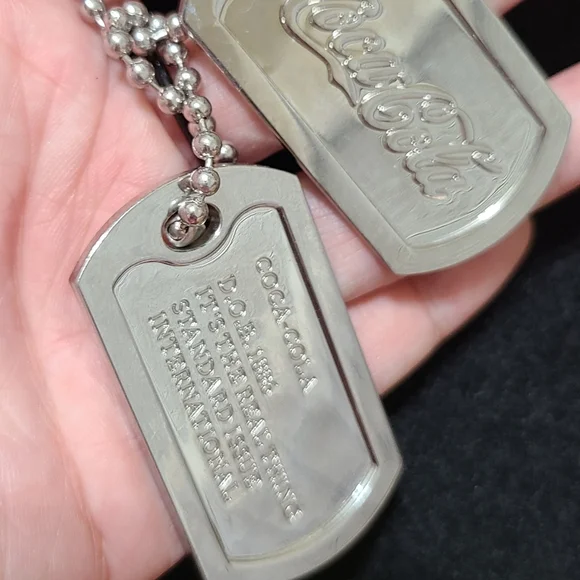 Coca-Cola Set of 2 Dog Tags - Picture 3 of 4